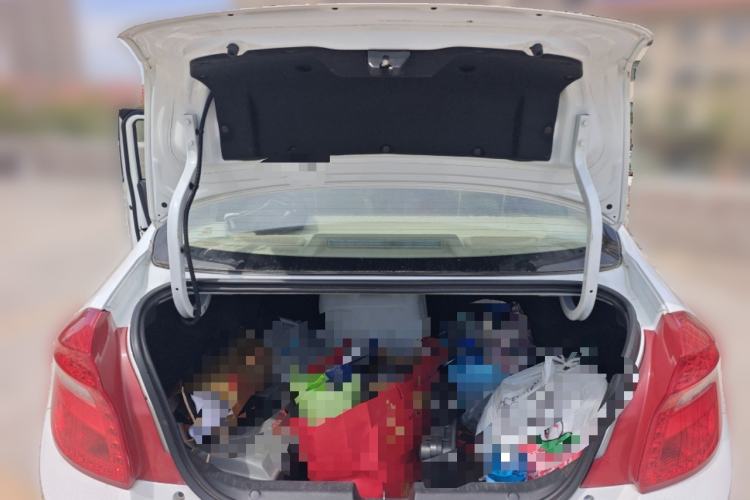 Used Chery E3 2015 1.5L Manual ZhiShang Model Trunk