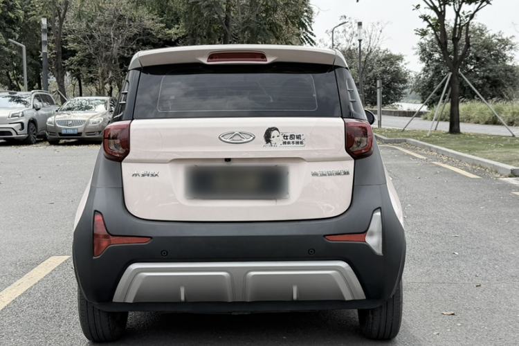 Used Chery Little Ant 2022 Sweet Pink Edition Half-Sugar Version Lithium Iron Phosphate 29.2 kWh 30 kW 301 km