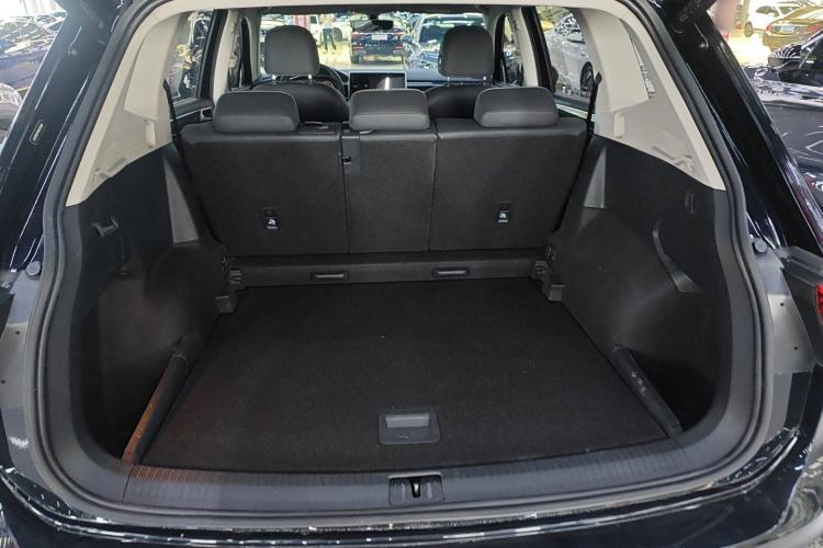 Used Volkswagen Tiguan L 2022 330TSI Automatic Two-Wheel Drive R-Line Enhanced Edition