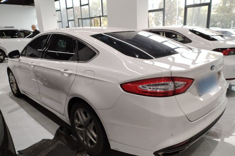 Used Ford Mondeo 2013 1.5L GTDi180 Fashion Edition Rear Left 45 Deg