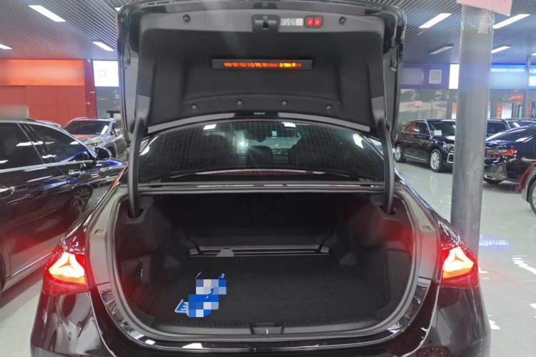 Used Mercedes-Benz E-Class 2024 Refresh E 300 L Stylish Edition