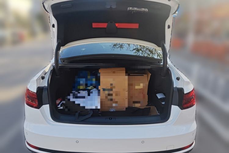 Used Audi A4L 2018 30th Anniversary Edition 40 TFSI Fashion Model
