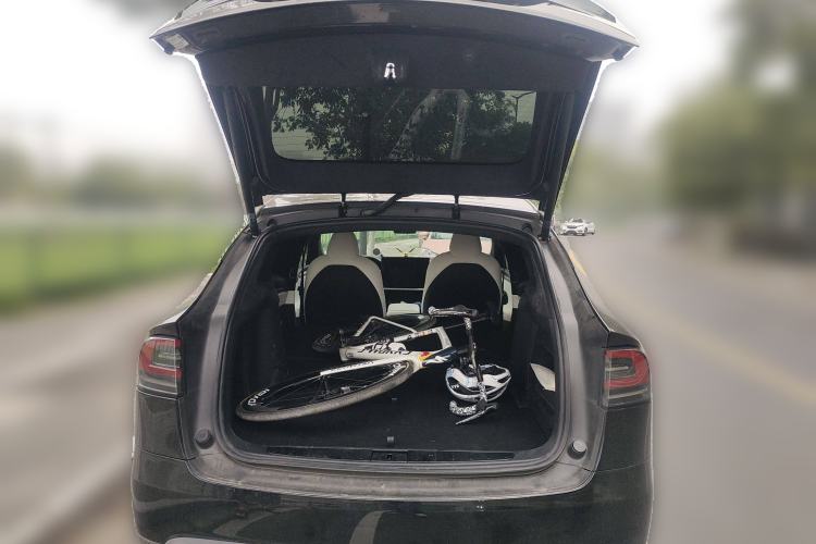 Used Tesla Model X 2023 Dual-Motor All-Wheel-Drive Version Trunk