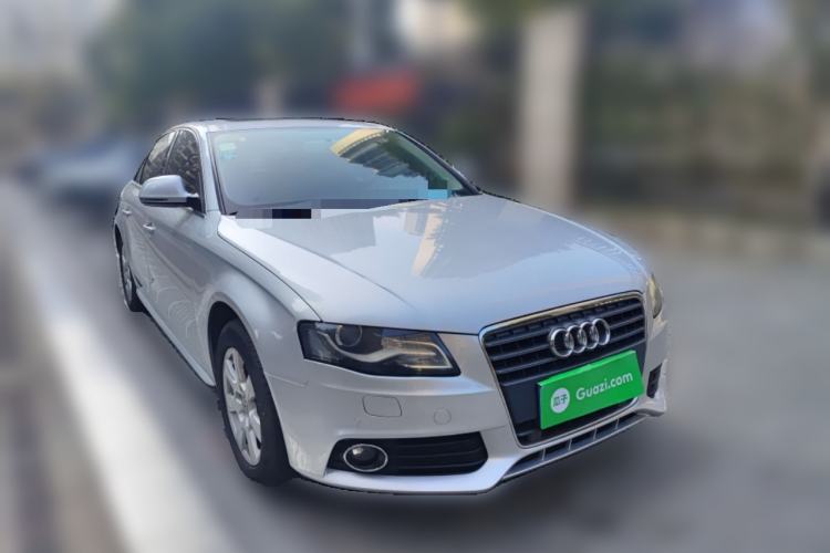 Used Audi A4L 2011 2.0 TFSI Comfort Model
