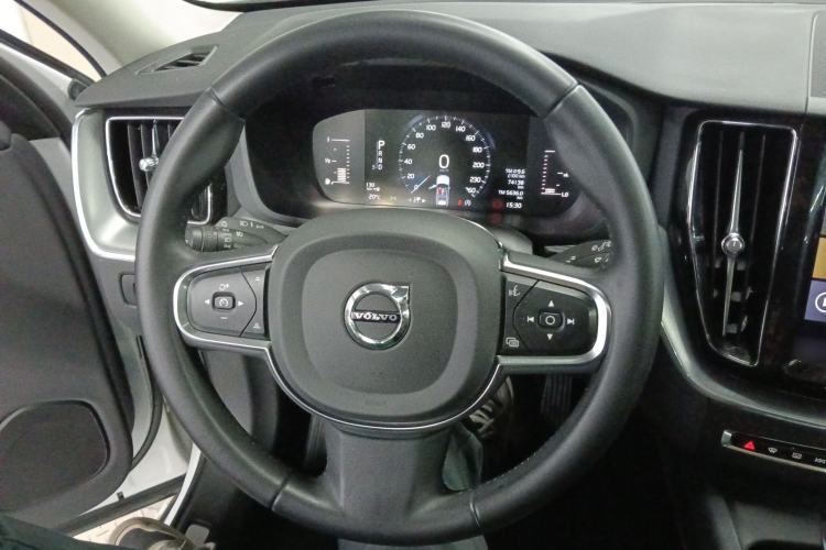 Used Volvo XC60 2020 T5 4x4 Zhiyi Luxury Edition
