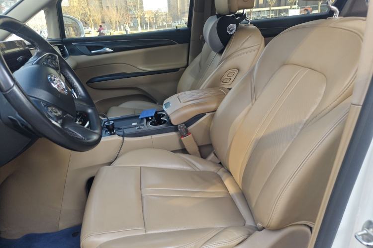 Used Buick GL8 2020 ES Land Cruiser 653T Luxury Model
