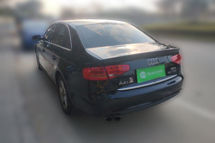 Used Audi A4L 2015 30 TFSI Manual Comfort Model
