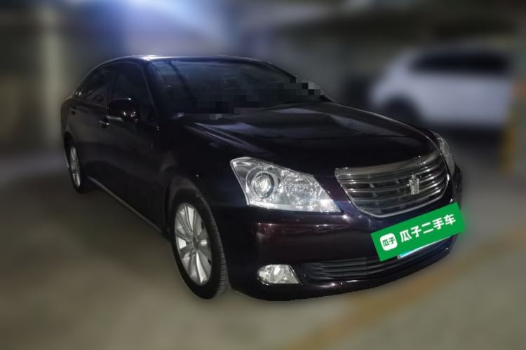 Used Toyota Crown 2010 2.5L Royal Leather Sunroof Navigation Edition Front Right 45 Deg