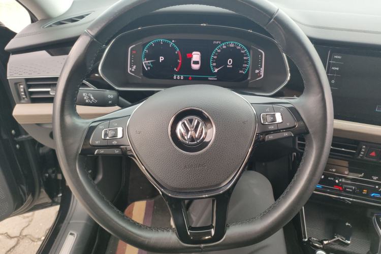 Used Volkswagen Passat 2020 330TSI Luxury Edition China VI