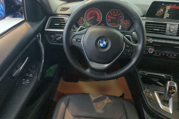 Used BMW 3 Series 2017 320Li M Sport Edition Steering Wheel