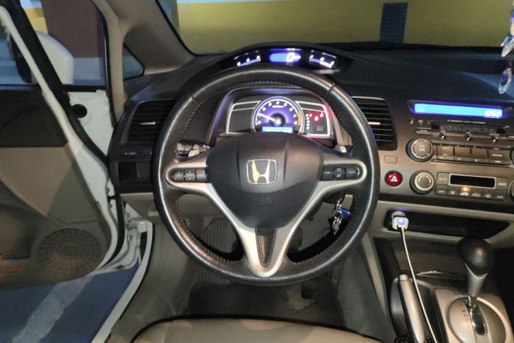 Used Honda Civic 2009 1.8L automatic luxury edition Steering Wheel