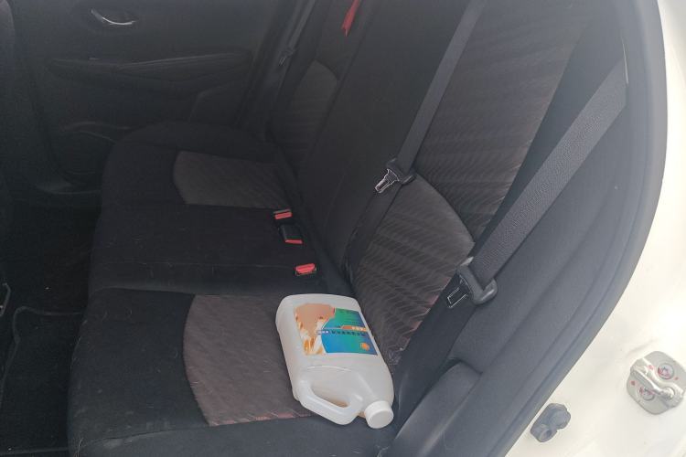 Used Nissan Lannia 2016 1.6L CVT Smart Cool Edition Left Rear Seat