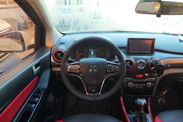 Used BAIC Senova X25 2015 1.5L Automatic Elite Model