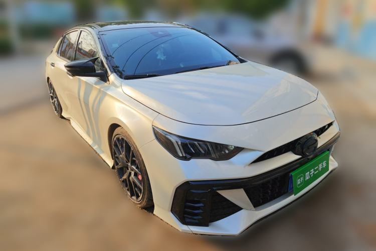 Used GAC Trumpchi EMPOW 2023 400T Automatic R MAX Front Right 45 Deg