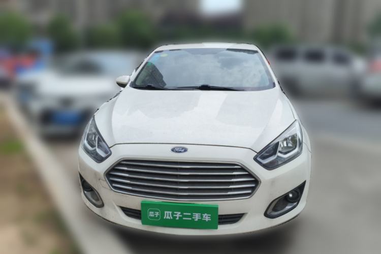 Used Ford Escort 2015 1.5L Automatic Fashion Model