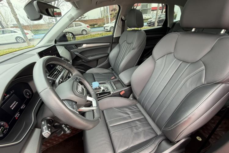 Used Audi Q5L 2022 45T Luxury Dynamic Model
