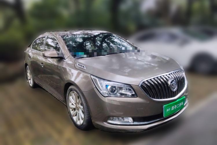 Used Buick LaCrosse 2013 2.0T SIDI Smart Luxury Flagship Edition Front Right 45 Deg