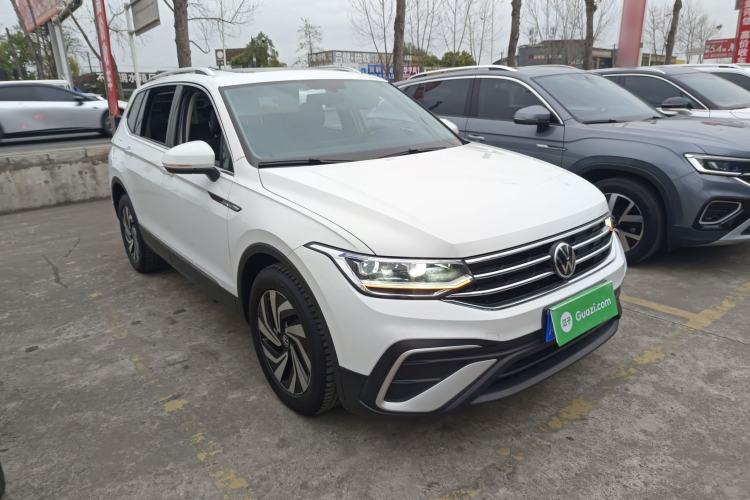 Used Volkswagen Tiguan L 2023 300TSI Automatic Two-Wheel Drive Smart Edition