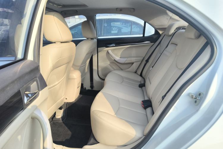 Used Roewe 360 2015 1.5L Manual Luxury Edition
