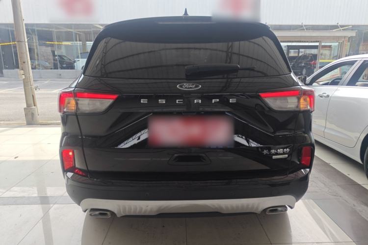 Used Ford Escape 2020 EcoBoost 245 Two-Wheel-Drive Titanium Edition
