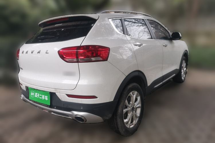 Used Haval H2s 2018 Red-Label 1.5T Dual-Clutch ZhiShang Model
