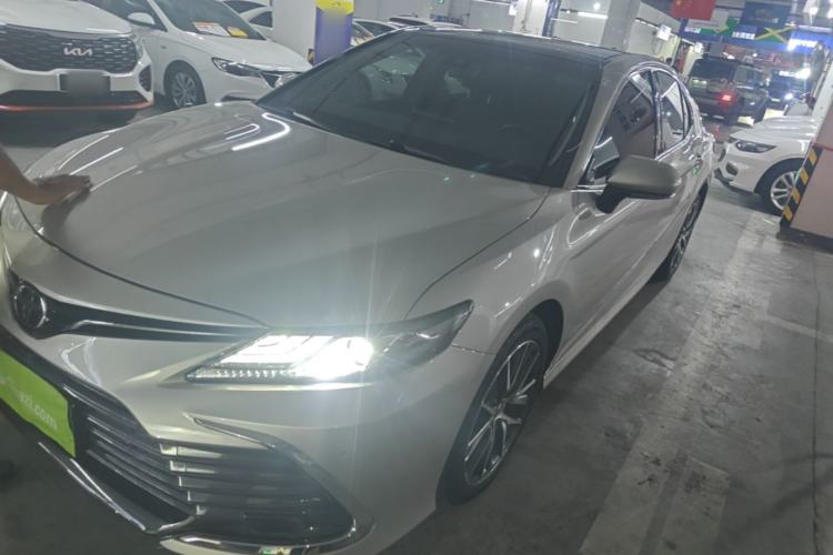 Used Toyota Camry 2021 2.5G Luxury Edition Guazi used car, China used car export, Used car for sale, Used  cars, Cheapest cars for sale