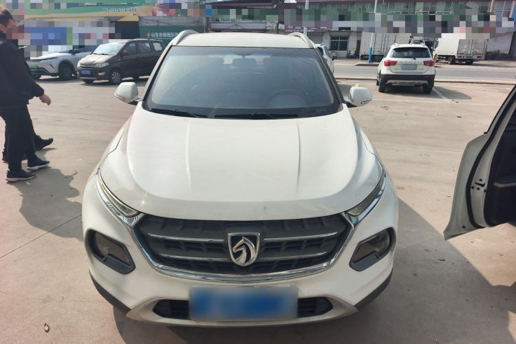 Used Baojun 510 2017 1.5L manual Comfort trim