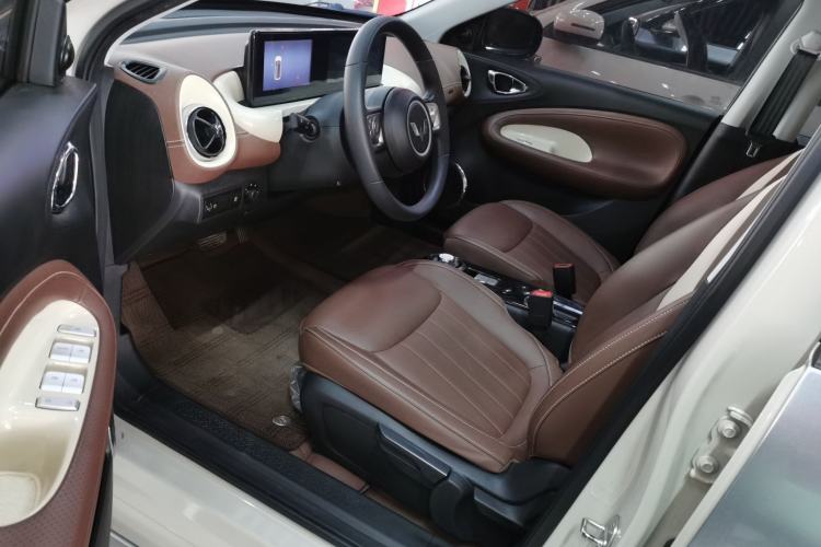 Used Wuling Bingo 2024 333 km Enjoyment Version Left Front Seat