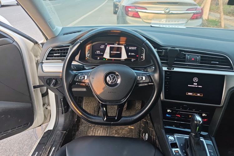 Used Volkswagen Lamando 2021 280TSI DSG Comfort Edition
