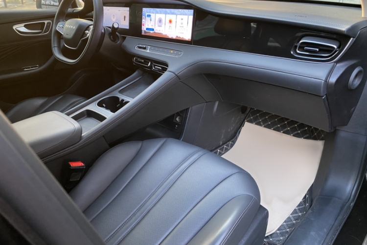 Used Roewe D7 2023 DMH 125km Superior Edition Interior 4