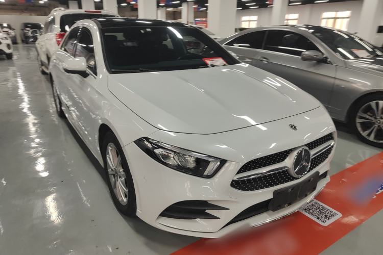 Used Mercedes-Benz A-Class 2021 A 200 L Sport Sedan Fashion Model
