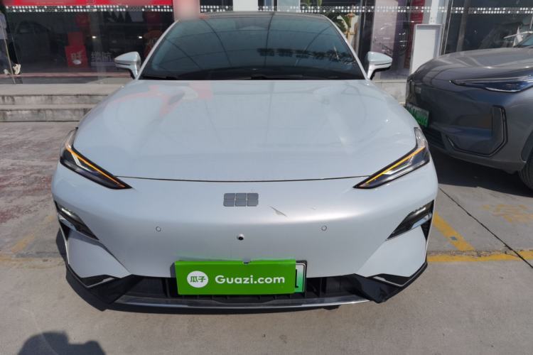 Used Geely Galaxy E8 2025 700 km Long-Range Intelligent Driving Version