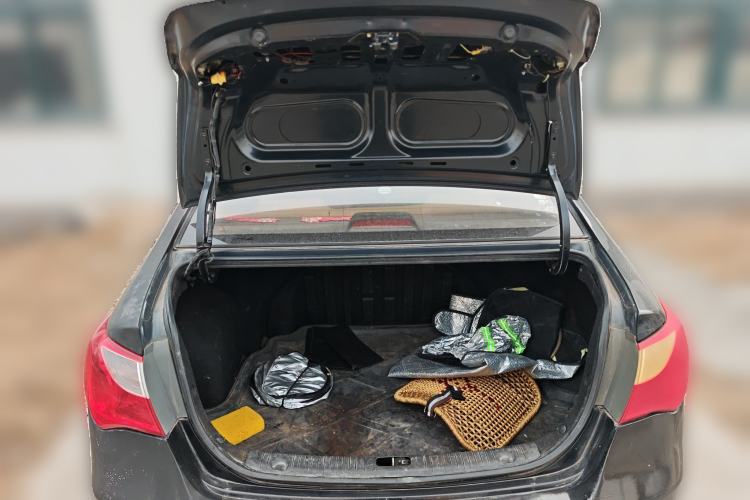 Used Hyundai Celesta 2011 1.6L Manual Comfort Edition