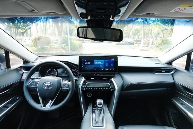 Used Toyota Harrier 2022 2.0L CVT Two-Wheel Drive Deluxe Edition Audio And AC Panel