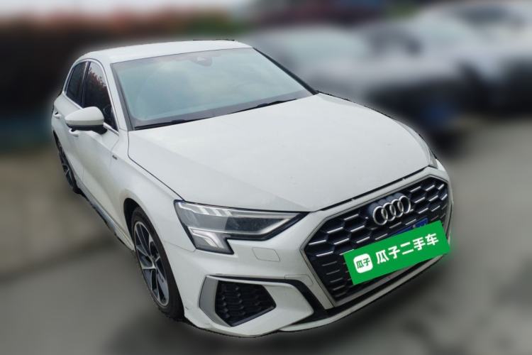 Used Audi A3 2021 Sportback 35 TFSI Advanced Sport Edition Front Right 45 Deg