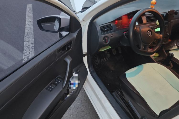 Used Volkswagen Santana 2016 1.4L Manual Fashion Edition Driver Seat