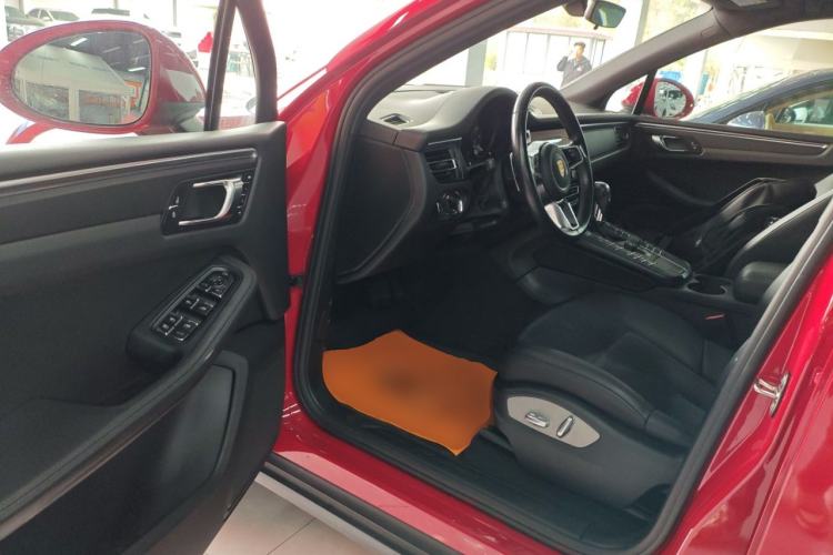 Used Porsche Macan 2018 Macan 2.0T