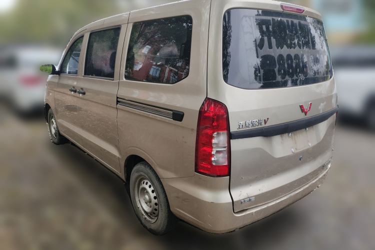Used Wuling Hongguang V 2019 1.5L Jingqu Version China VI LAR