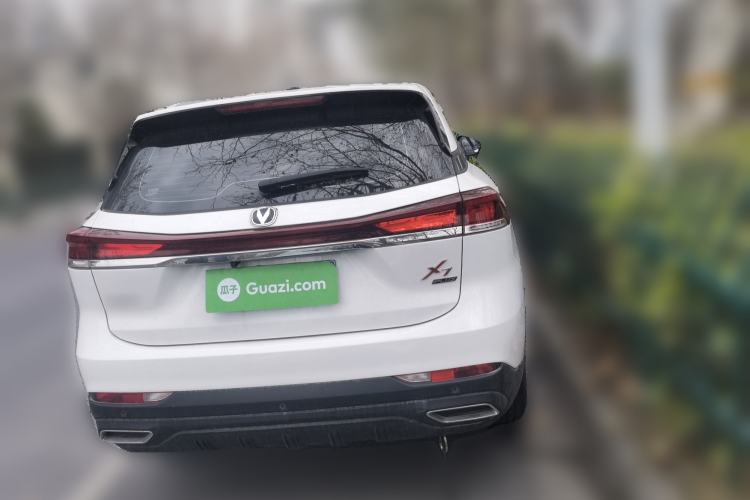 Used CHANGAN X7 PLUS 2024 1.5T Automatic Luxury Edition 5 Seats Rear