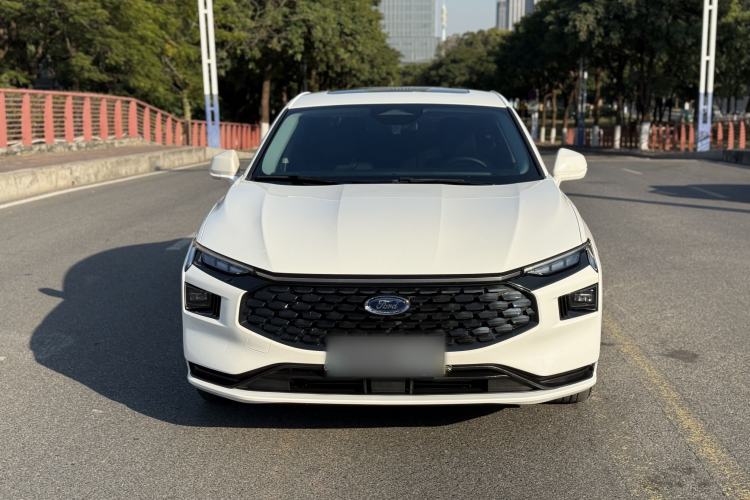 Used Ford Mondeo 2025 2.0T EcoBoost Luxury Version