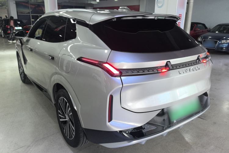 Used Lynk & Co 08 EM-P 2025 120km Long-Range Halo Rear Left 45 Deg