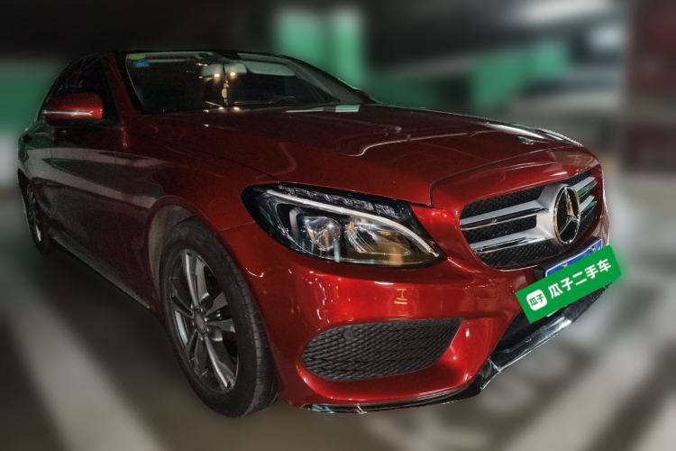 Used Mercedes-Benz C-Class 2015 Facelift C 200 L Front Right 45 Deg