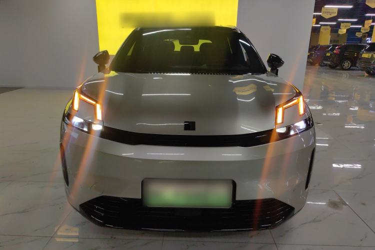 Used Lynk & Co 08 EM-P 2023 120km Long-Range Halo Front