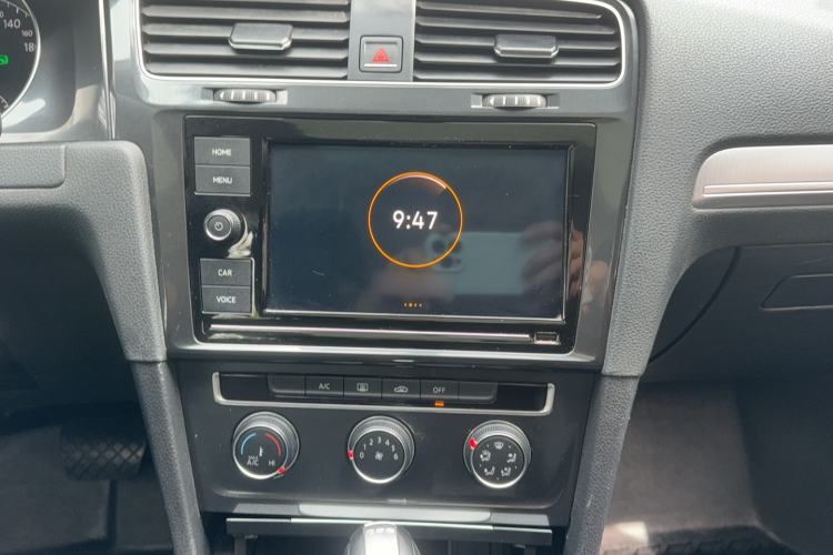 Used Volkswagen Golf 2019 280TSI DSG Comfort Version China V Standard Audio And AC Panel