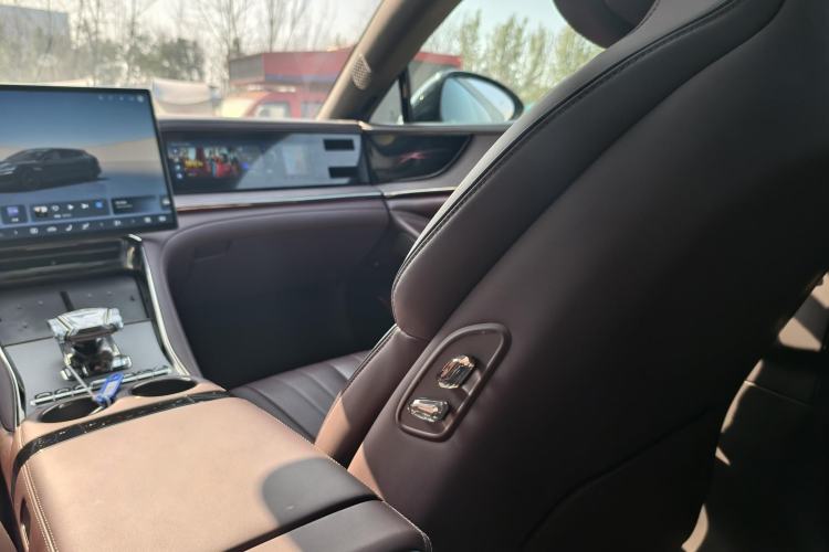 Used Denza Z9GT 2024 1100 Four-Wheel Drive Ultra Version