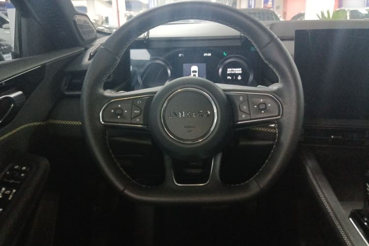 Used Lynk & Co 03 2023 2.0TD DCT JingPro Steering Wheel
