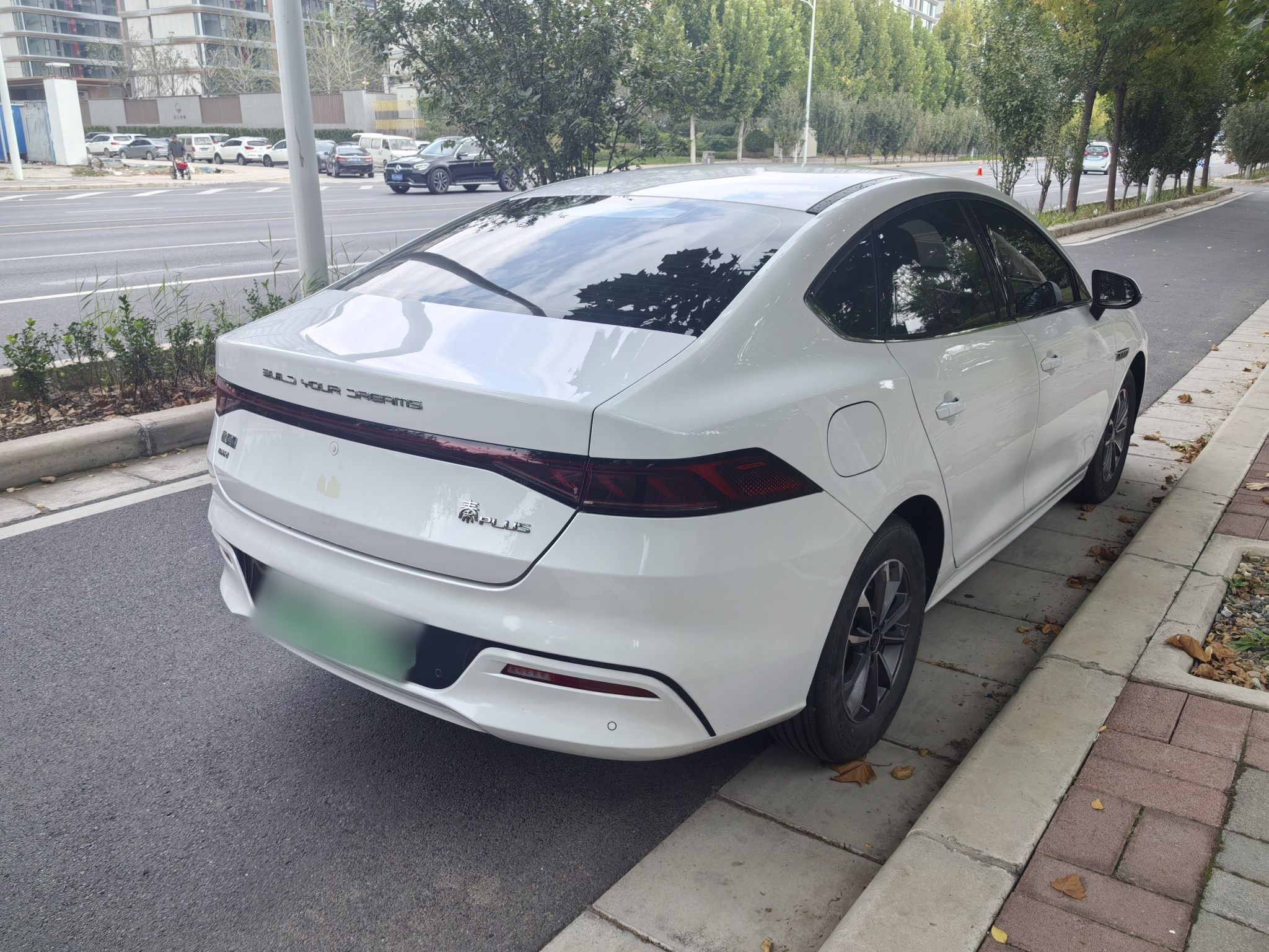 BYD Qin PLUS 2024 HONOR Edition DM-i 55KM Leading Model — снимка 6