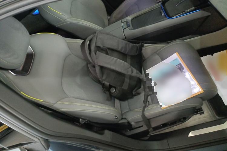 Used Lynk & Co 08 EM-P 2023 220km All-Wheel-Drive Performance Halo