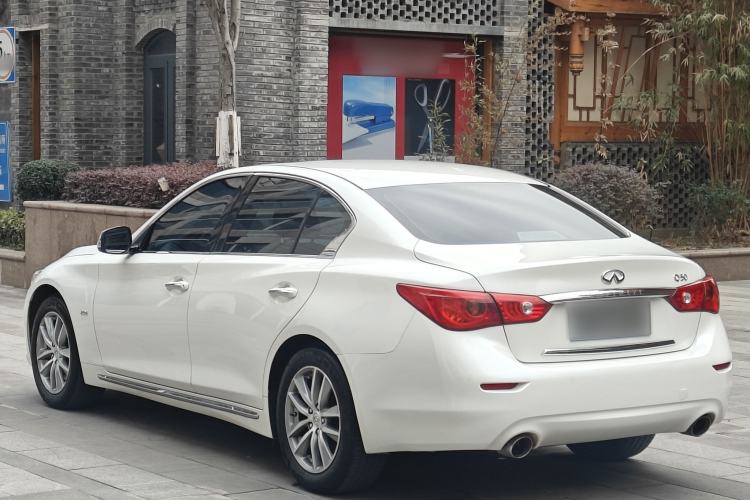 Used Infiniti Q50L 2016 2.0T Comfort Edition Exterior 4