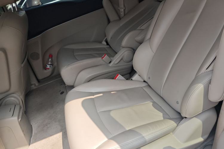 Used Buick GL8 2020 Land Business Class 652T Luxury Model Left Rear Seat